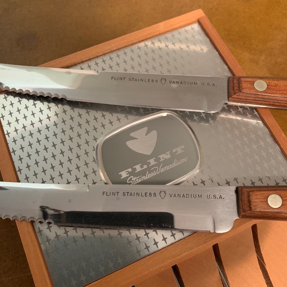 Knife Set!! Vintage Flint Vanadium